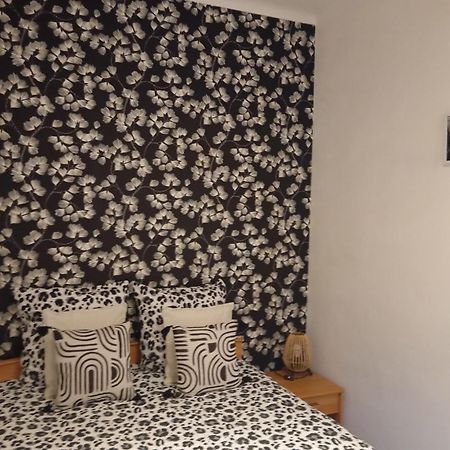 Appartement Hyper Centre 1 Lorient Jardin Clos Bagian luar foto